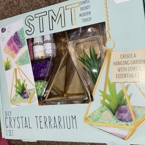 D.I.Y. Crystal Terrarium